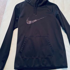 Women’s Nike Sweatshirt